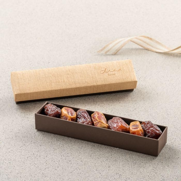 Bateel Napura Brown Gift Set | Premium Filled Dates | Luxury Stuffed Organic Dates with Pistachios & Nuts | Elegant Sustainable Brown Box | Gift for Muslims | Islamic Gift | Ramadan Eid Gift for Muslims