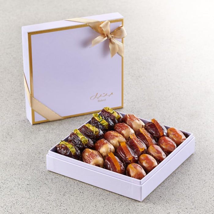 Bateel Pastel Lavender Gift Set | Medium Premium Filled Dates | Gourmet Stuffed Organic Dates with Nuts & Fruits | Gift for Muslims | Islamic Gift | Ramadan Eid Gift for Muslims