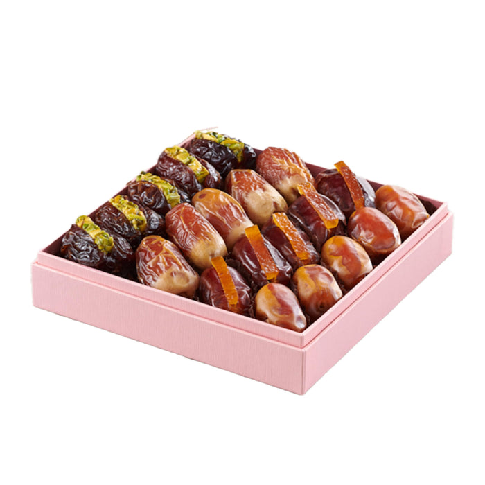 Bateel Pastel Petal Gift Set | Assorted Dates | Luxury Collection of Premium Organic Arabian Dates | Elegant Pink Gift Box | Gift for Muslims | Islamic Gift | Ramadan Eid Gift for Muslims