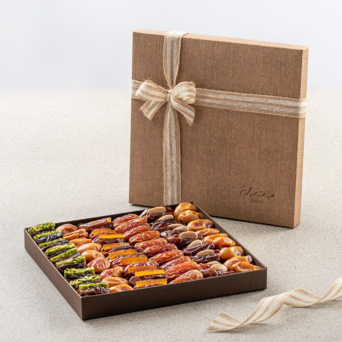 Bateel Napura Brown Gift Set | Premium Filled Dates | Luxury Stuffed Organic Dates with Pistachios & Nuts | Elegant Sustainable Brown Box | Gift for Muslims | Islamic Gift | Ramadan Eid Gift for Muslims